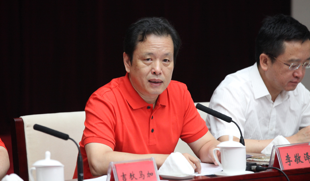 8月2日，評(píng)委會(huì)副主任李敬澤主持終評(píng)會(huì)