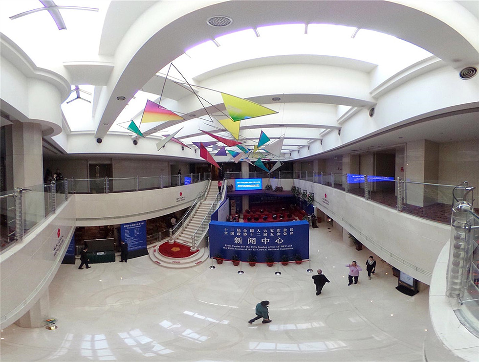 2017全國兩會(huì)新聞中心正式開展工作