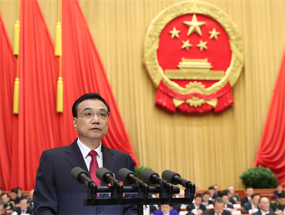 十二屆全國人大五次會(huì)議開幕，李克強(qiáng)作政府工作報(bào)告
