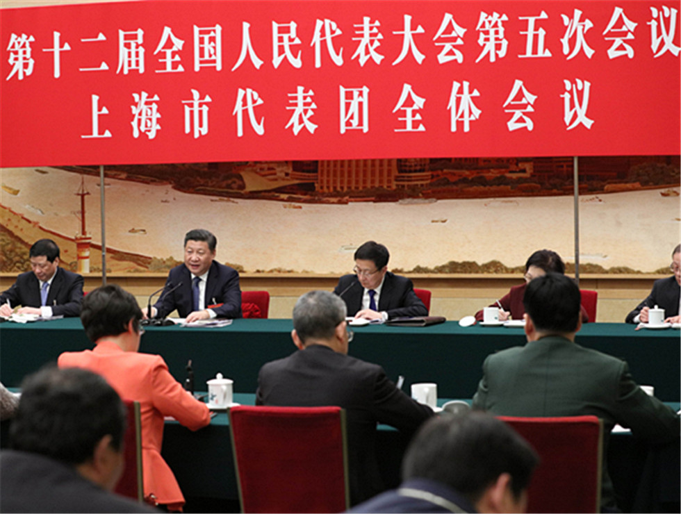 習(xí)近平參加上海代表團(tuán)審議