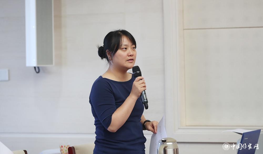 8月4日，總計(jì)票人向評(píng)委會(huì)報(bào)告選票審核情況