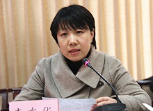 李東華：兒童文學(xué)的新變近年來的兒童文學(xué)創(chuàng)作對(duì)兒童文學(xué)精神的理解提升到了更高的海拔上，推動(dòng)了兒童文學(xué)創(chuàng)作在多個(gè)維度上獲得新的生長空間。[詳細(xì)]