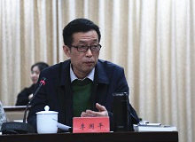 李國(guó)平：批評(píng)也要溫度我認(rèn)為建設(shè)的傳統(tǒng)更應(yīng)珍惜，在文學(xué)進(jìn)步的這個(gè)宏觀層面上如何把握光影和陰影的關(guān)系。[詳細(xì)]