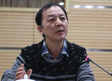 唐小林：批評(píng)家要提高自身學(xué)養(yǎng) 堅(jiān)持自身理想針對(duì)文學(xué)批評(píng)的問(wèn)題，我認(rèn)為一個(gè)是評(píng)論家要加強(qiáng)自身學(xué)養(yǎng)；另外還要勇于批評(píng)。[詳細(xì)]