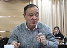 陳歆耕：如何面對(duì)三只不同的蘋(píng)果這套叢書(shū)的推出是強(qiáng)化“銳批評(píng)”的起點(diǎn)，相對(duì)于偌大的中國(guó)文壇，還是勢(shì)單力薄。[詳細(xì)]