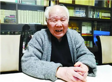 【李國(guó)文】	王　雪丨《得法而努力地耕耘——一篇手稿檔案中的李國(guó)文》；	席思宇丨《“作家是屬于他那個(gè)時(shí)代的”》。
