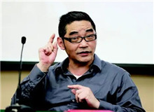 【蘇　童】	張光芒丨《<黃雀記>：作為性格悲劇的美學(xué)建構(gòu)》；	陳若谷丨《河水與招魂：從<河岸>到<黃雀記>》。