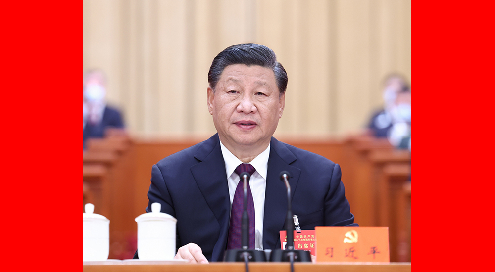 10月22日，中國(guó)共產(chǎn)黨第二十次全國(guó)代表大會(huì)在北京人民大會(huì)堂勝利閉幕。習(xí)近平同志主持大會(huì)。