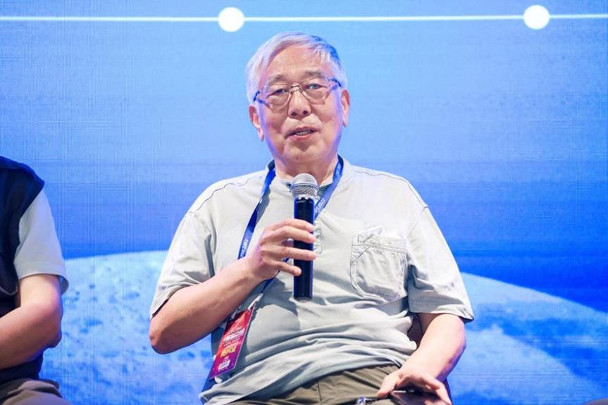 北京元宇科幻未來技術(shù)研究院名譽(yù)院長(zhǎng)、科幻作家 王晉康