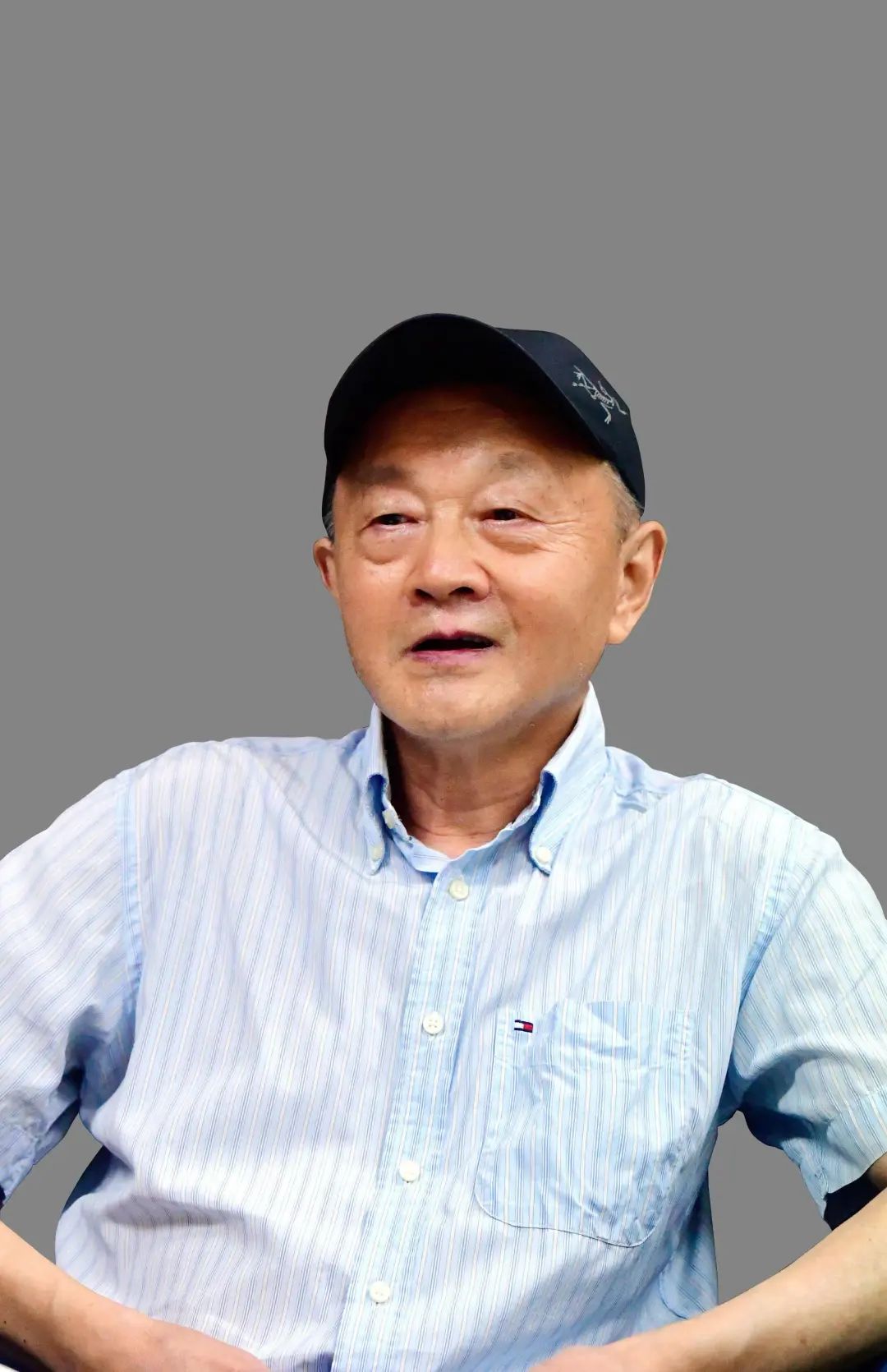 竺祖慈，生于1949年，祖籍寧波，資深日本文學編輯、譯者。
