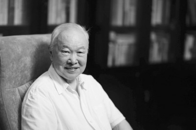  金沖及，中共黨史和中國近現(xiàn)代史專家，中國史學(xué)會(huì)原會(huì)長(zhǎng)