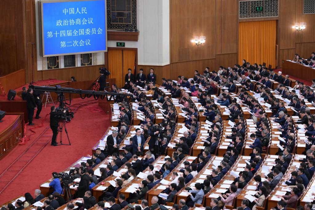 3月7日，全國政協(xié)十四屆二次會議在北京人民大會堂舉行第二次全體會議。?新華社記者 李賀 攝