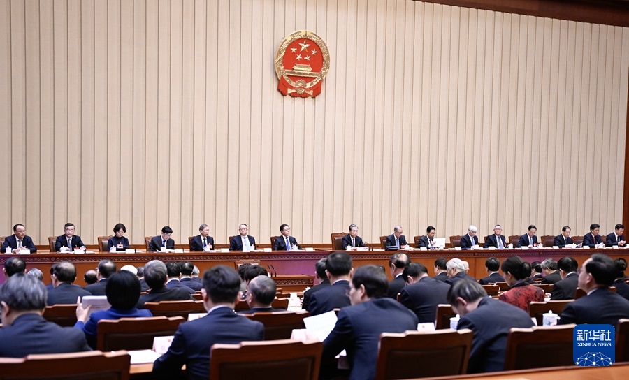 3月10日，十四屆全國人大二次會議主席團在北京人民大會堂舉行第三次會議。主席團常務主席趙樂際主持會議。新華社記者 謝環(huán)馳 攝