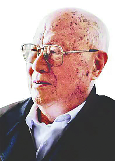 電影藝術(shù)家、作家、文藝?yán)碚摷矣诿? /></p>
<p style=
