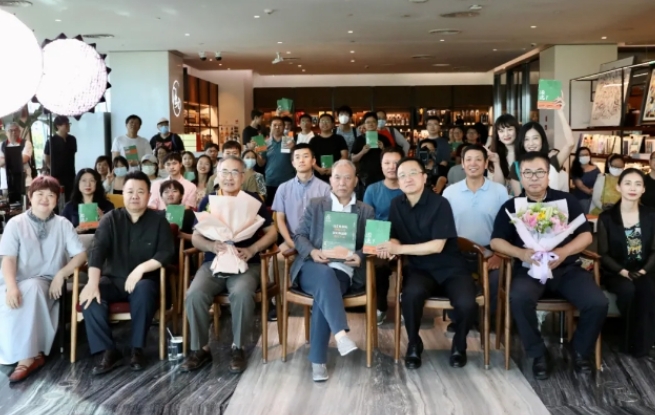  “如果再不寫，就來不及了?！?/><span><em> “如果再不寫，就來不及了?！?/em></span></a></li>
<li><a href=