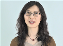 向萍：劉慶邦用一生做準(zhǔn)備的現(xiàn)實(shí)主義力作啃過(guò)榆樹(shù)皮柿樹(shù)皮，所以更能明白消除貧困的迫切需要，也更能體會(huì)成果的來(lái)之不易。[詳細(xì)]