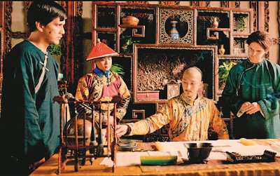格列柯的形式語言極為獨(dú)特，喜歡自由地將形體拉長變形，動(dòng)感十足，情感激越，帶有強(qiáng)烈的表現(xiàn)性與主觀性。圖為格列柯《年輕紳士肖像》。