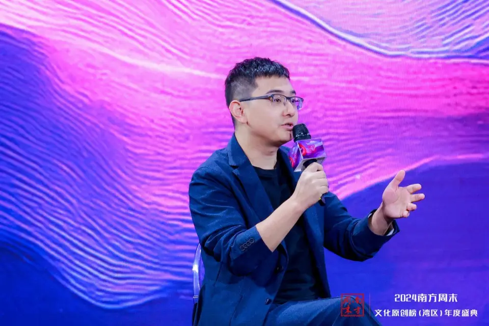 六神磊磊最早憑借解讀金庸小說的自媒體文章成名，近年開始解讀唐詩。