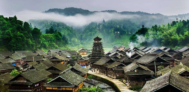 走向光，成為光——略談郭喬的小說(shuō)集《倒帶》