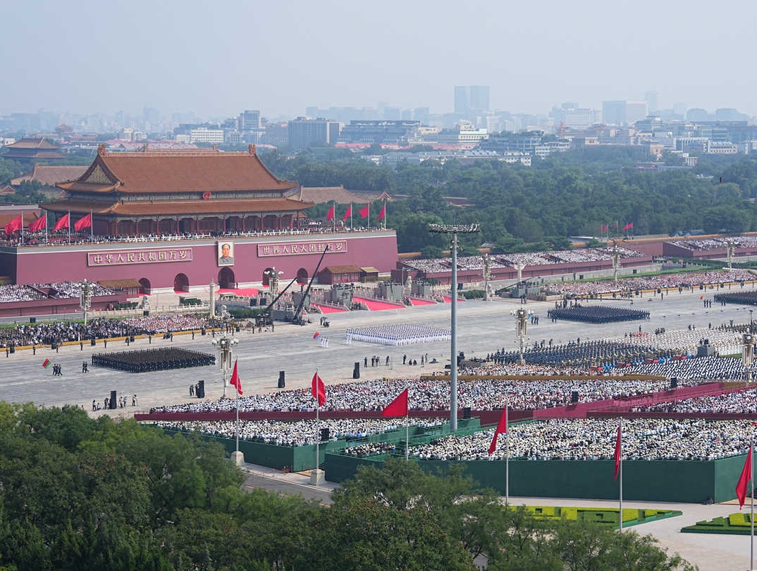 從偉大勝利走向偉大復(fù)興