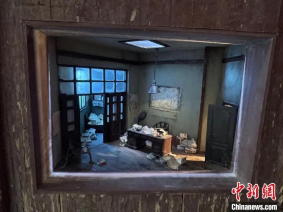 新創(chuàng)舞臺(tái)劇《輔德里》的劇場模型。　童笑雨 攝